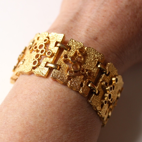 1960s modernist gold tone panels link bracelet abstract modern  Size M - Picture 5 of 10